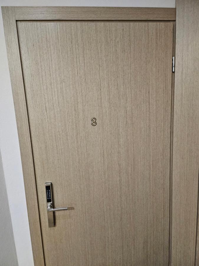Kauno apartamentai Big room king size bed - Bed and Breakfast Kaunas