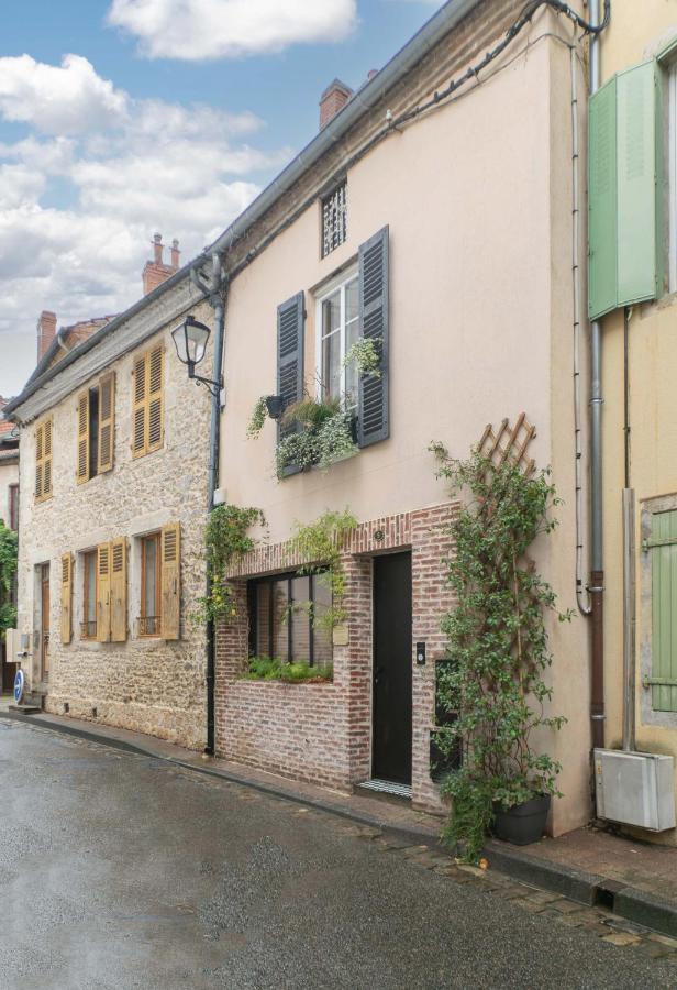 Grande Maison Cusset - Maison de ville - 3 chambres - Chambres d’hôtes