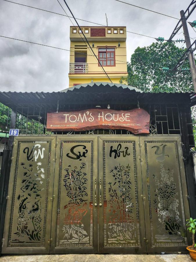 Tom's house motorbikes tour and homestay - B&B