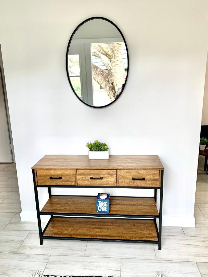 Newly remodeled 2br, 2ba condo in Naples Bath and Tennis - B&B