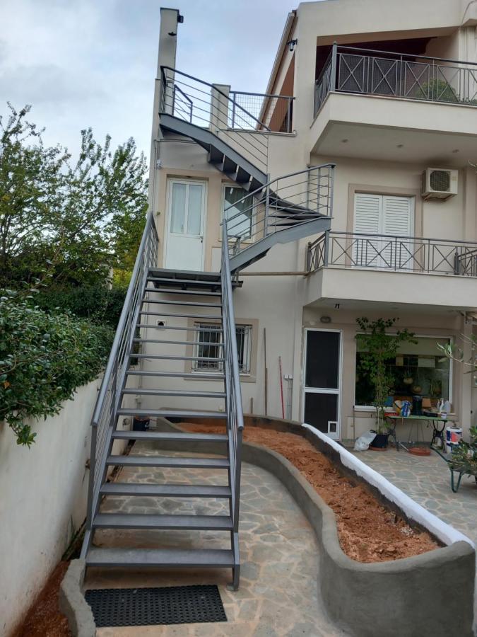 pavlosloft - Ferienwohnung Leondárion