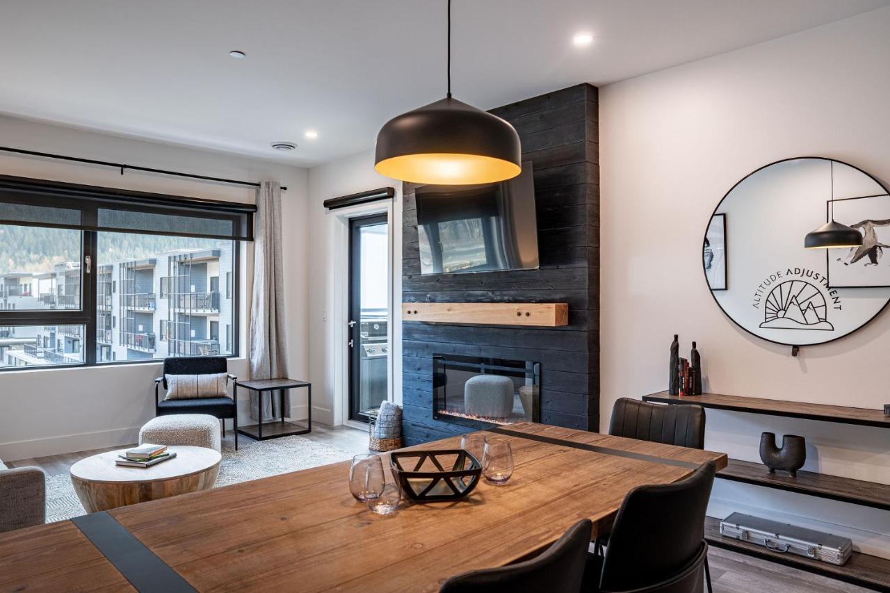 Altitude Adjustment by Revelstoke Vacations - Chambres d’hôtes Revelstoke