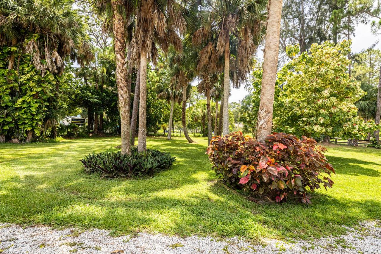 Relaxing Modern Farmhouse in Jupiter Farms. Family-and Dog-friendly! - Ferienwohnung Jupiter