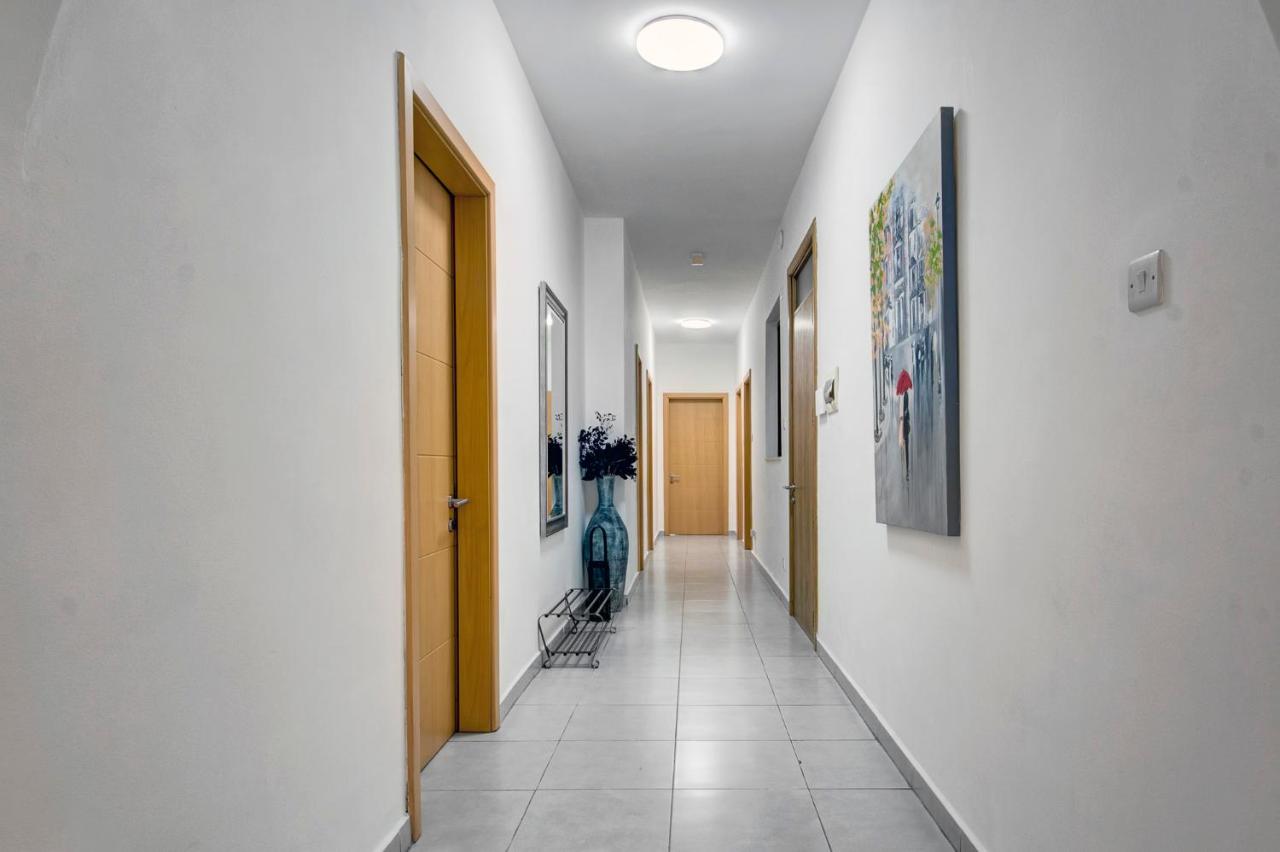 St Julians apartment 1 - Chambres d’hôtes San Ġiljan