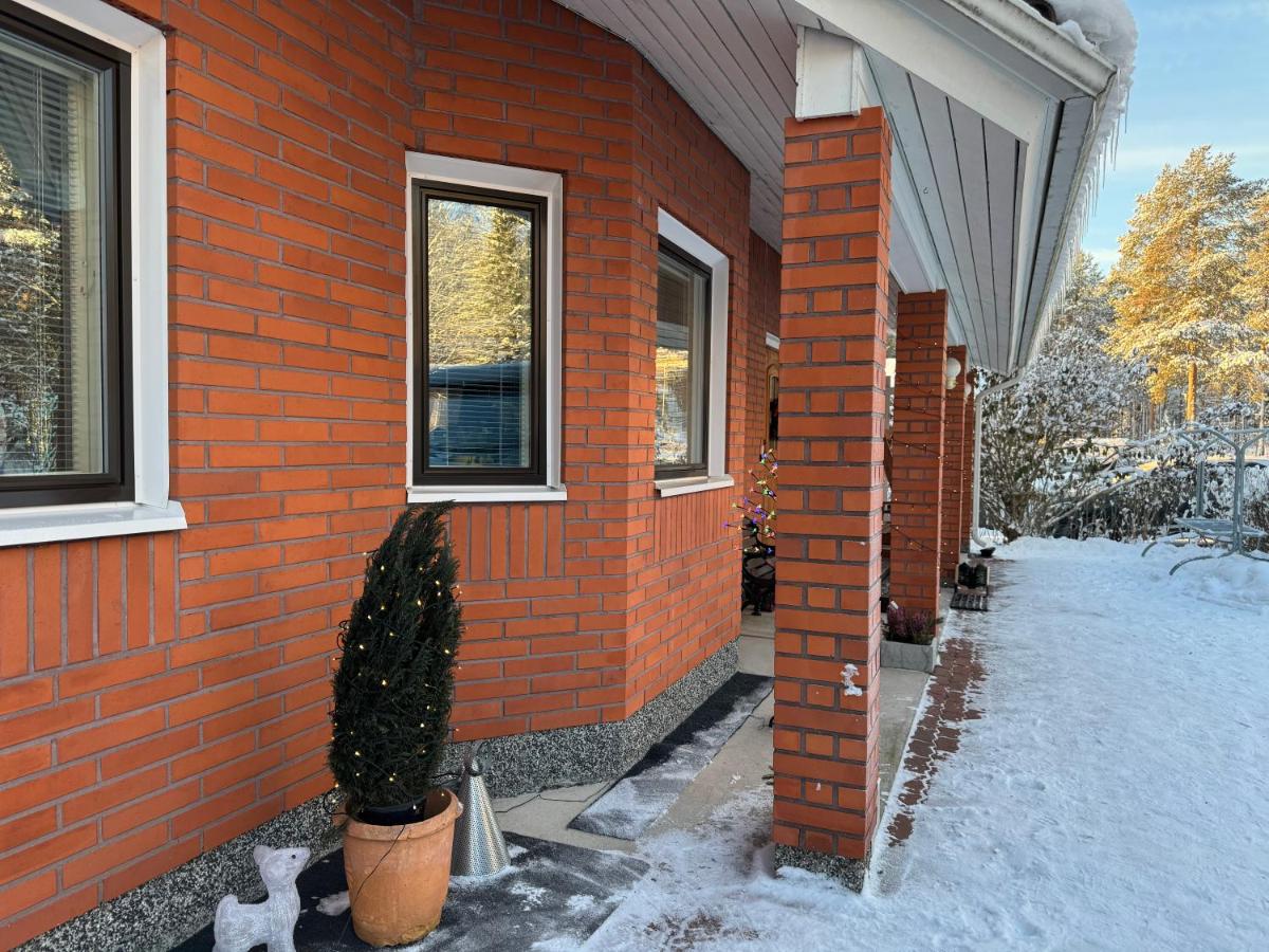 Santa's Secret Villa Varpu - B&B