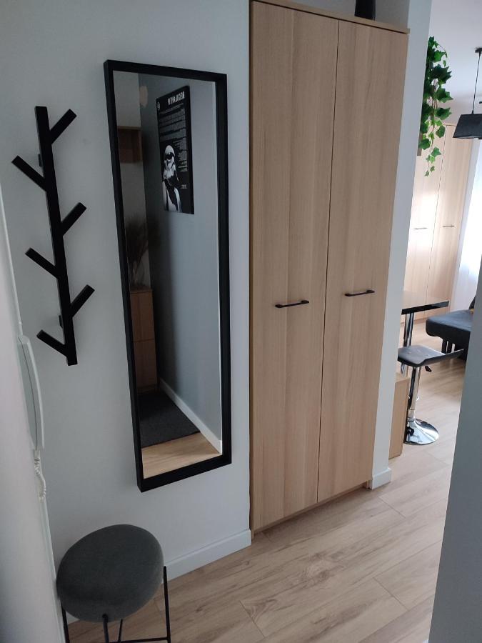 Apartment with Shower