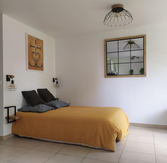 B&B Pérols - Beau studio neuf + parking et vélo gratuit - Bed and Breakfast Pérols