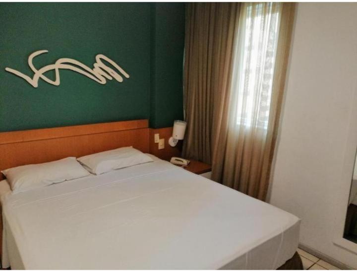 B&B Vitória - Praia do Canto Apart Hotel - Apto 102B - Bed and Breakfast Vitória