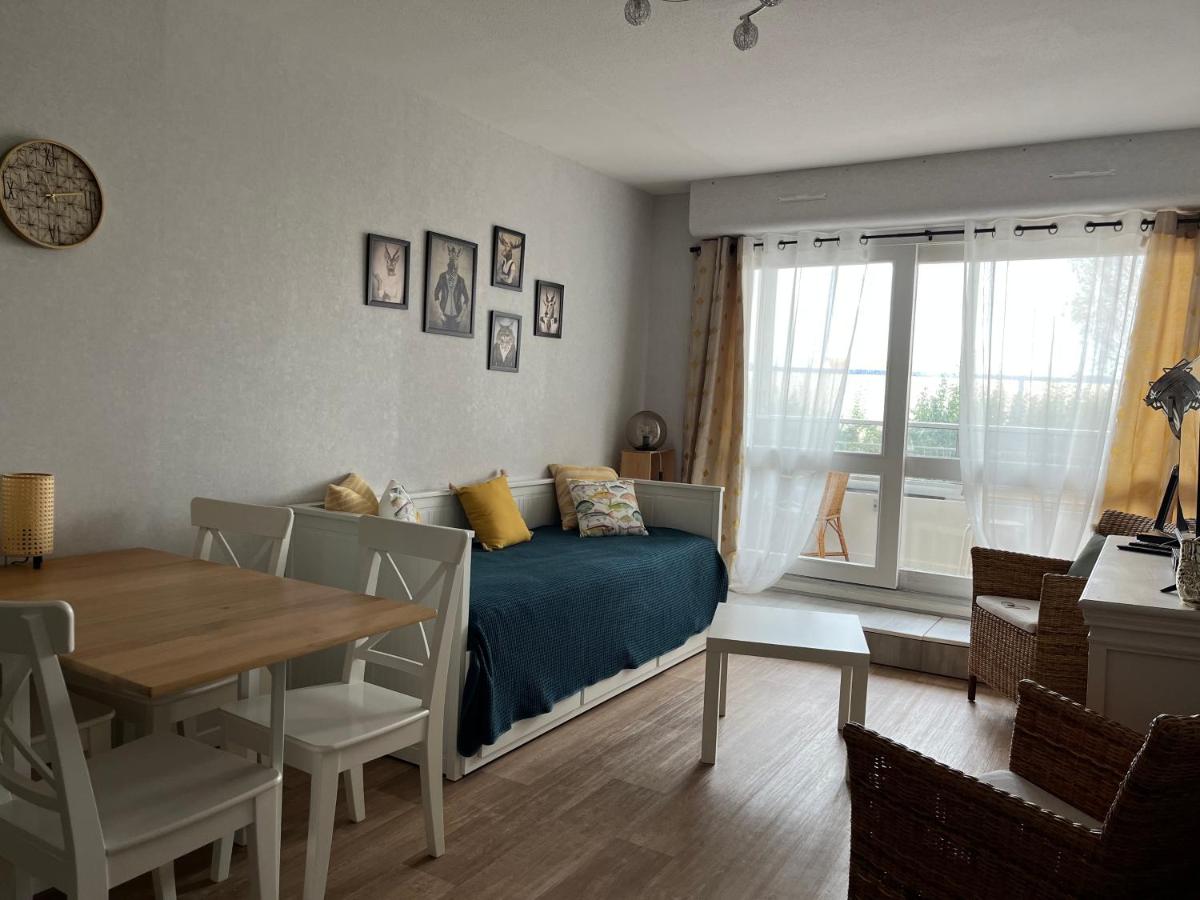 L'Escale ensoleillée, 2 pièces sur le Port proche Juno Beach - B&B Courseulles-sur-Mer