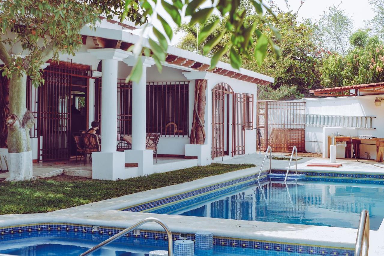 Luxury House 5m walk from the beach - B&B