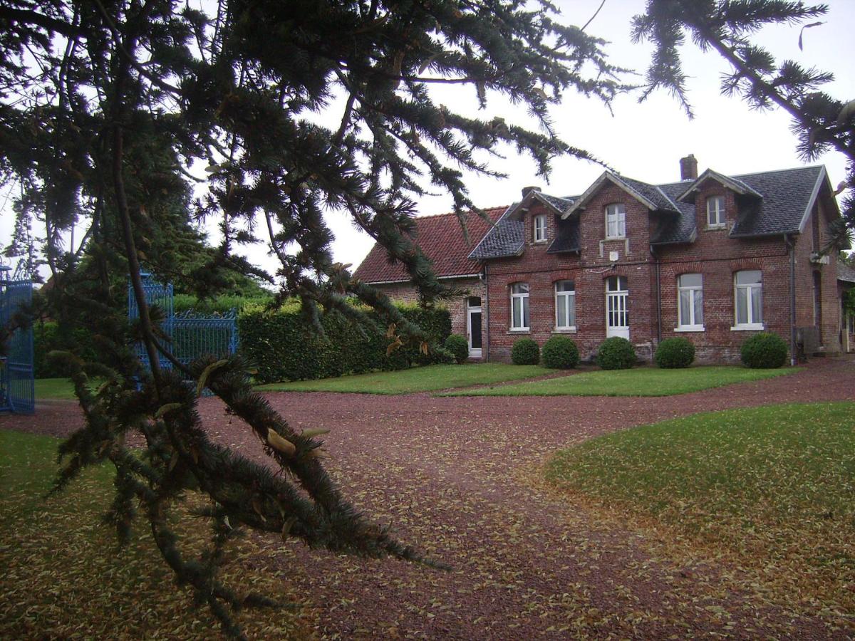Chambres d'hôtes & Gîtes du Château de Grand Rullecourt - B&B
