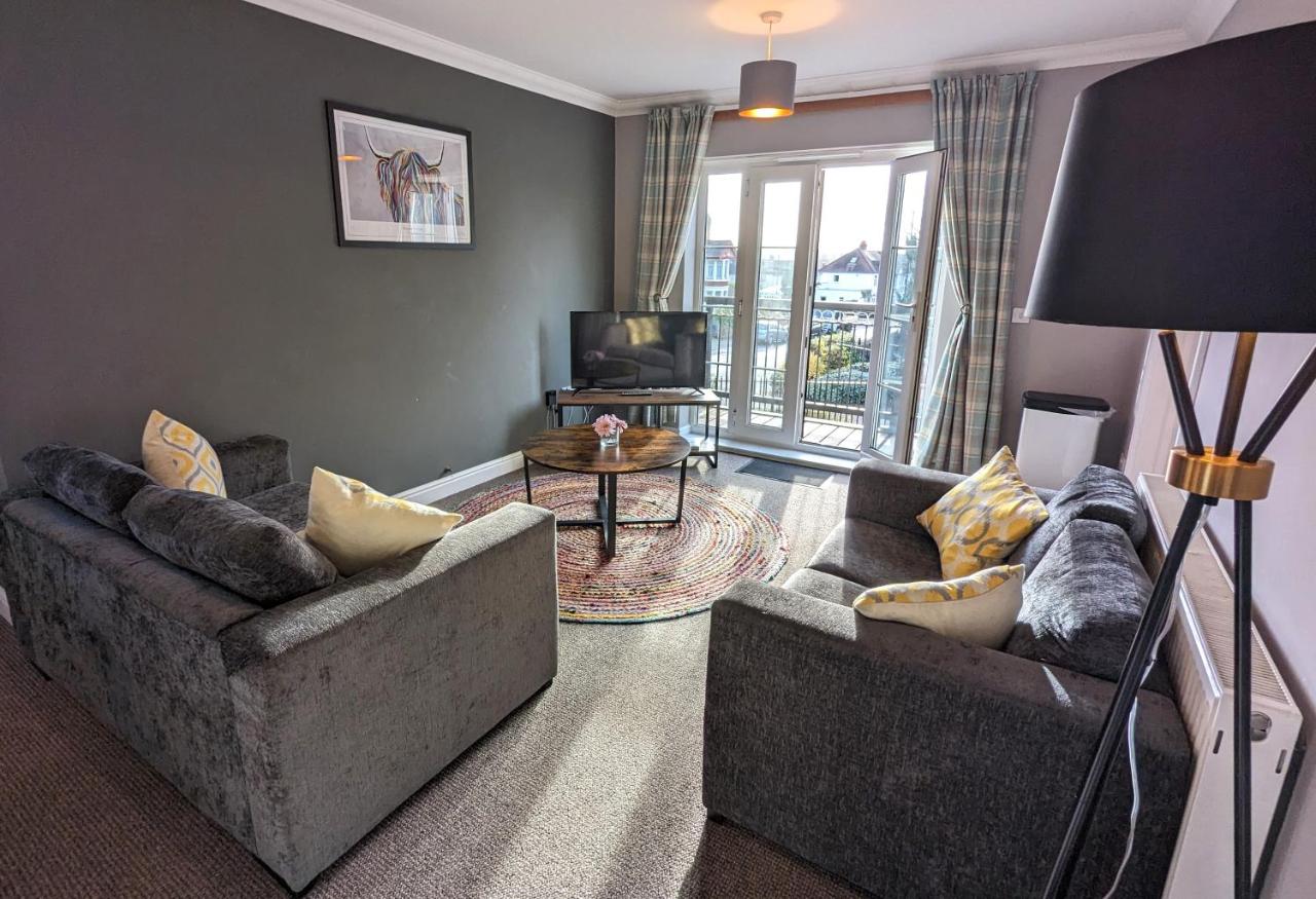 B&B Allesley - Stylish Modern Apartment, FREE SECURE Parking - Bed and Breakfast Allesley