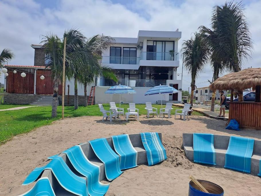 Hermosa casa frentes al mar en Montanita con piscina - B&B