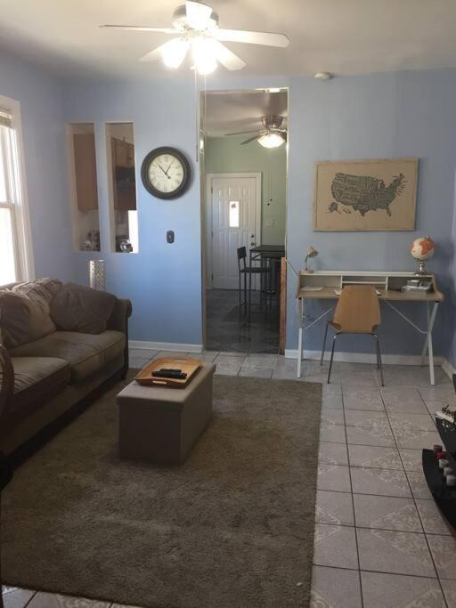 B&B Chicago - Home away from home in Pilsen!! 3 bedrooms! - Bed and Breakfast Chicago