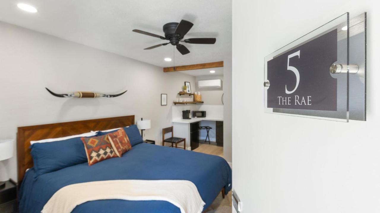 B&B Three Rivers - The Rae | Sequoia Motel RM 5 - Bed and Breakfast Three Rivers