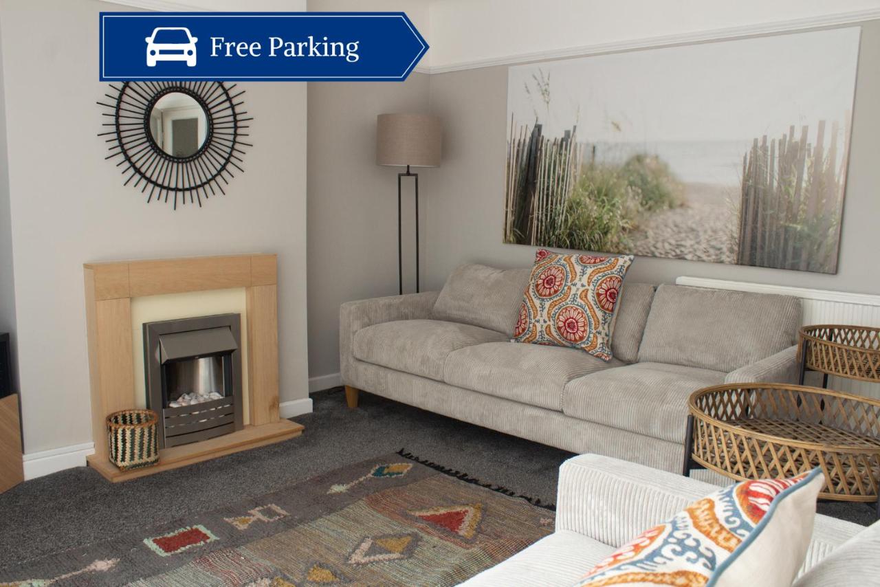 Cosy 3Bed Bungalow in West Kirby, Free Parking - B&B Frankby