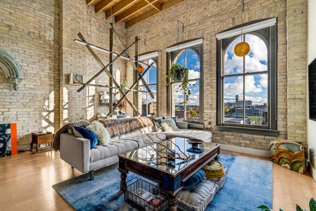 The Blue Serif - 1bd, 1 bth cozy dig - Bed and Breakfast