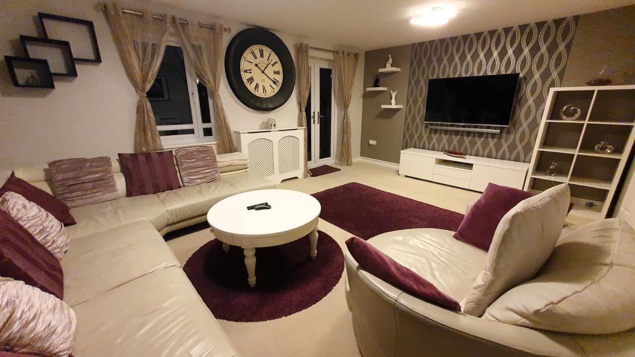 Entire home in Cheswick Village - B&B Bristol