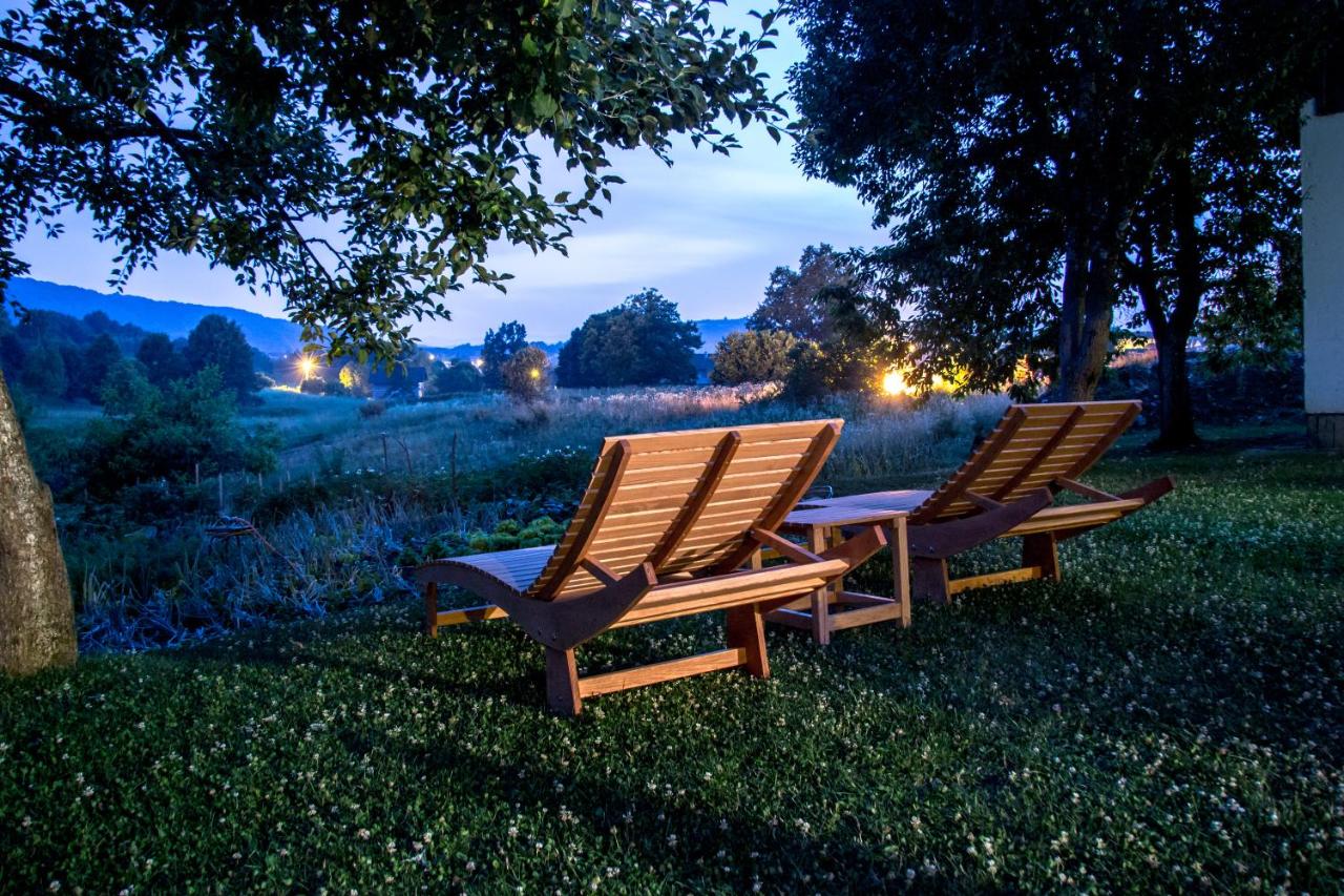 Apartments Lucić - Chambres d’hôtes Slunj