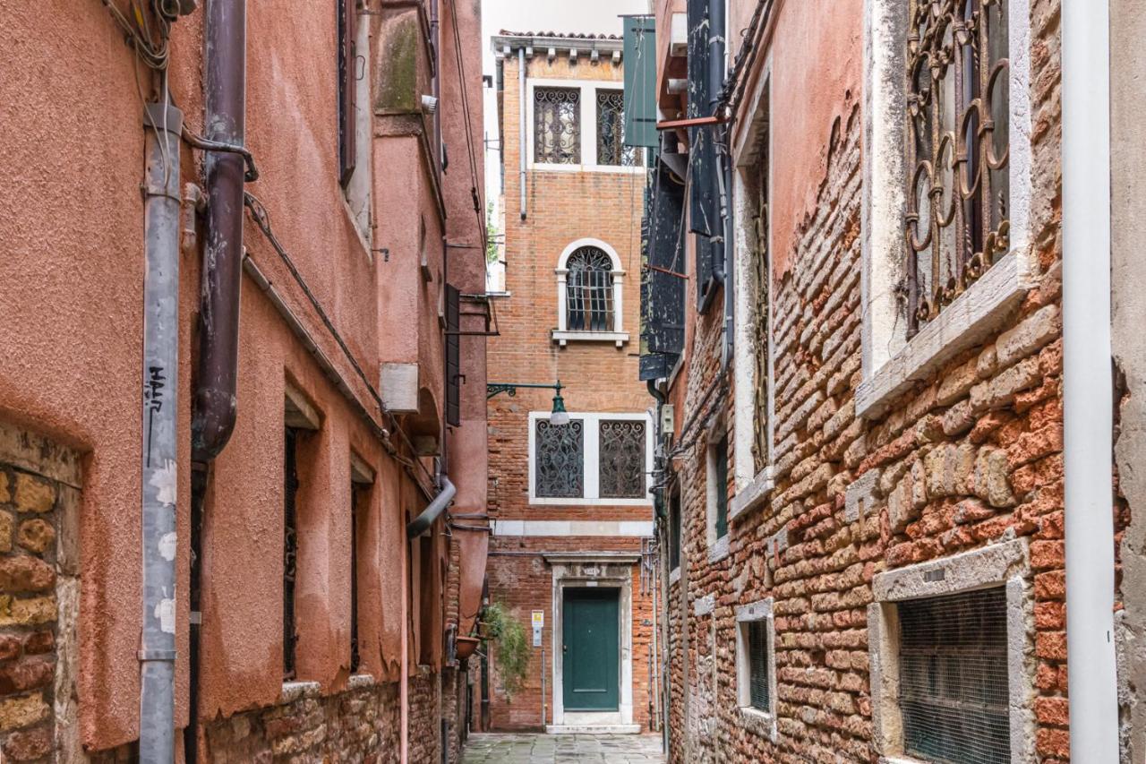 The Silk House by LionHost - Ferienwohnung Venedig