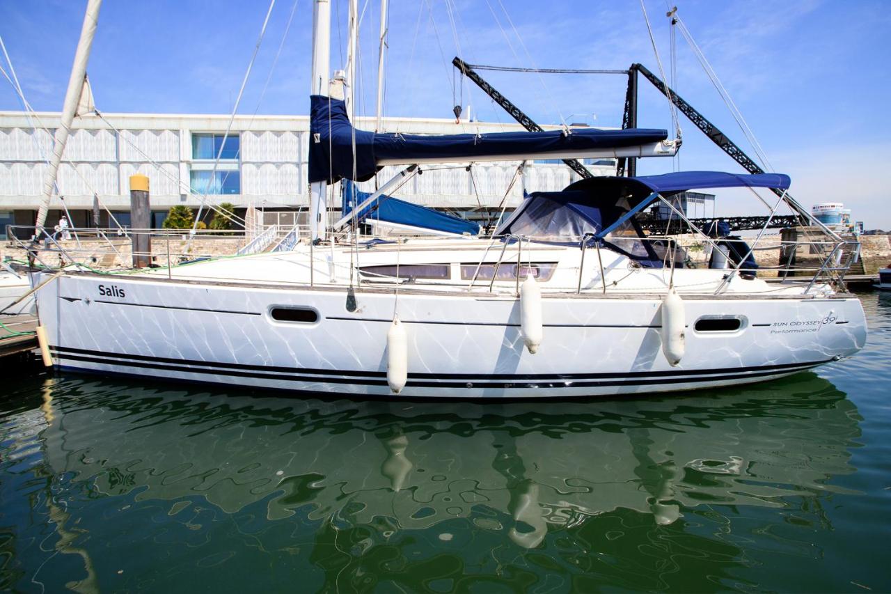 Salis - Jeanneau 39i - B&B