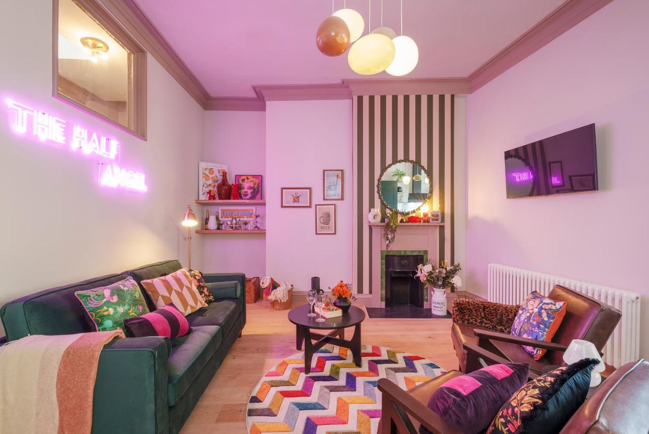 B&B Bristol - The Half Angel - 1 Bedroom Apartment in Central Bristol by Mint Stays - Bed and Breakfast Bristol