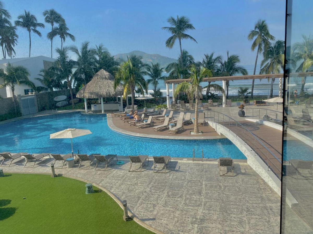 Apartment In Camino Al Mar with Amazing View of the Ocean, Beach and Swimming Pool, 2 Rooms - B&B