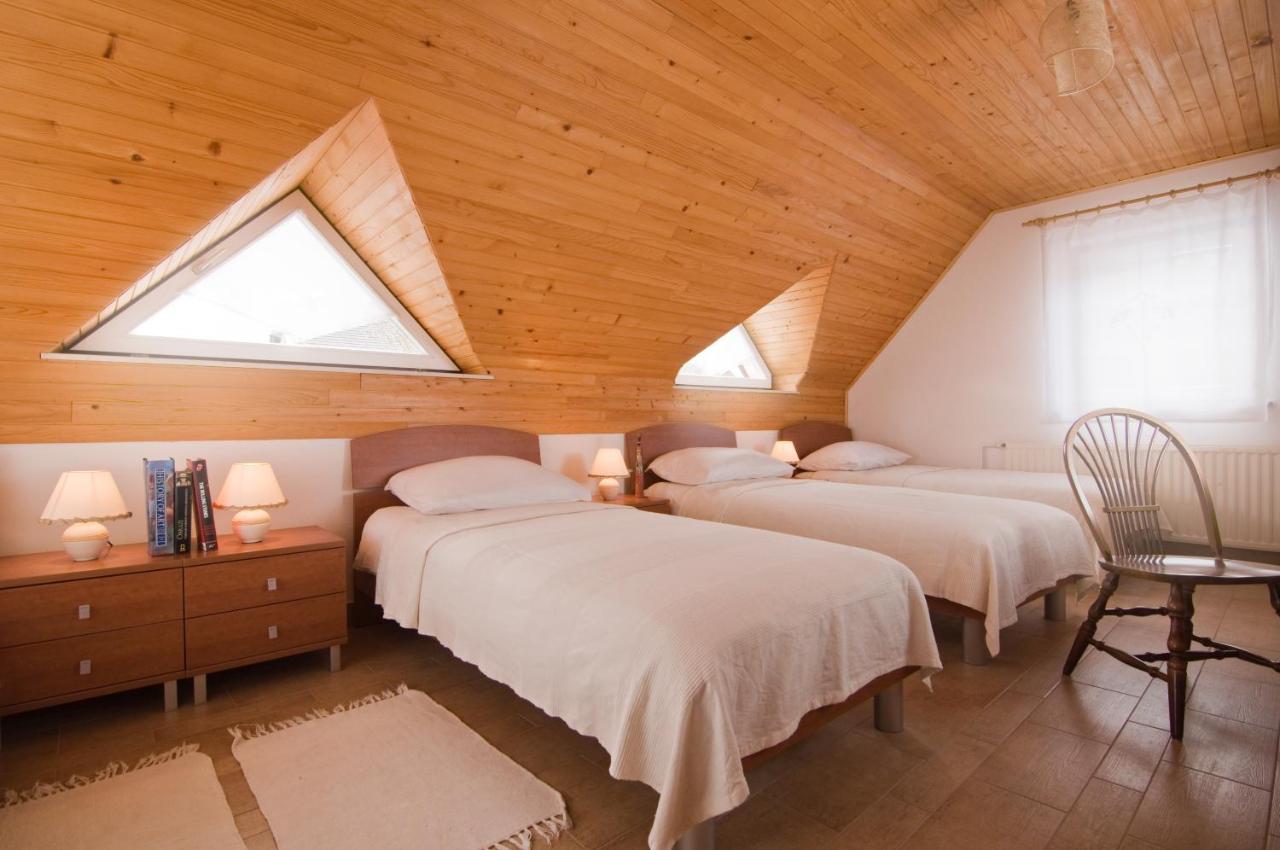 Quadruple Room with Private External Bathroom