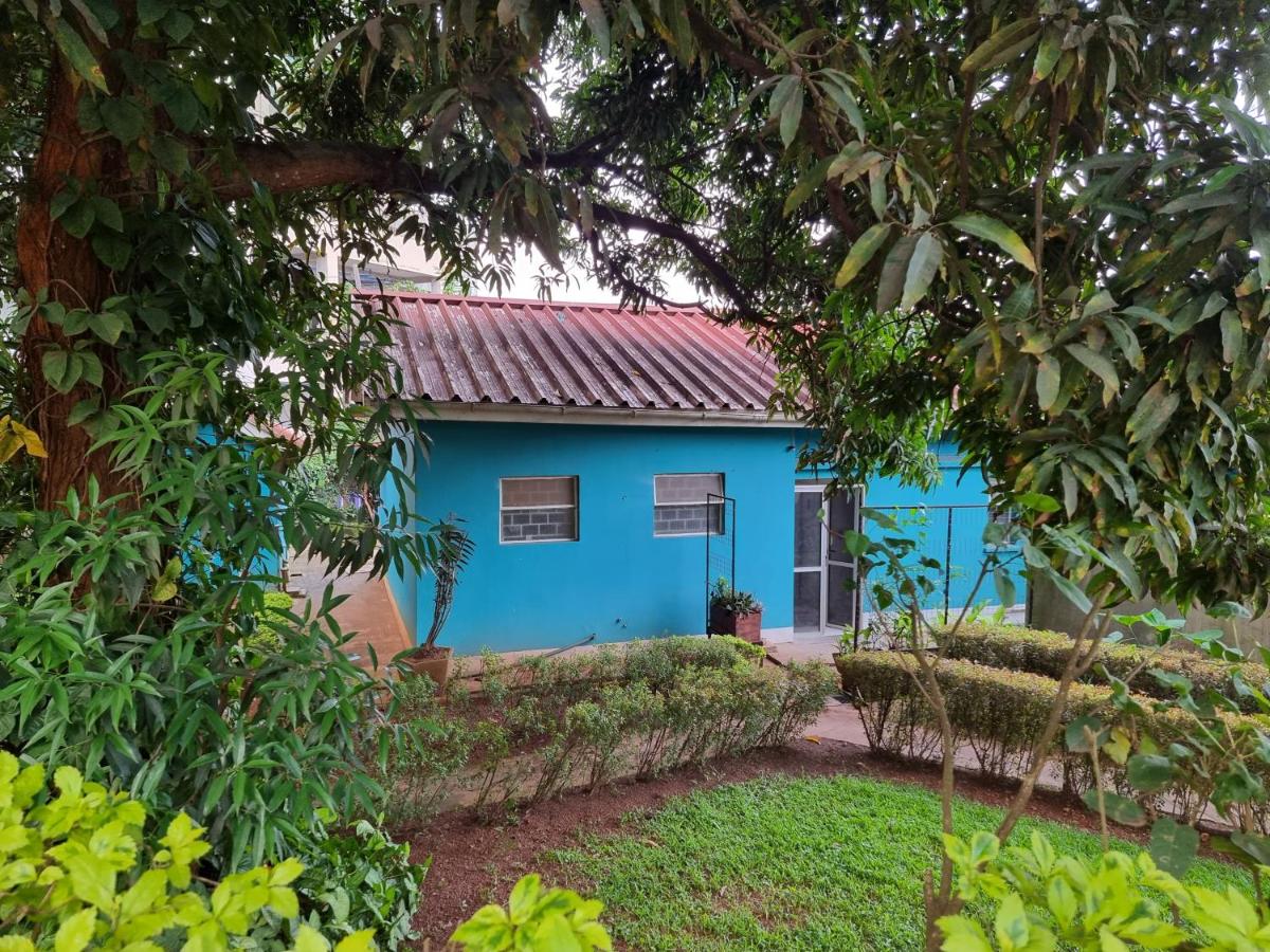 Les Chambres in Nakasero, Kampala By BoB - B&B