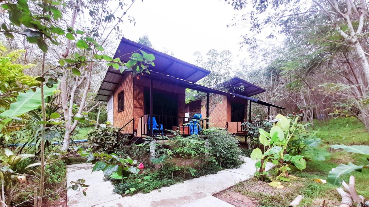 Mook Bamboo Bungalows - B&B Ban Khao Mai Kaeo