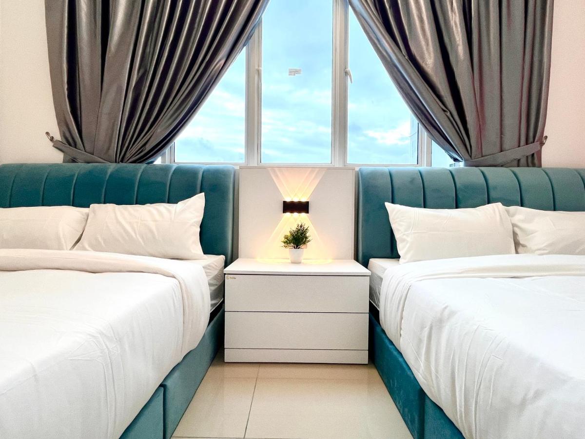 B&B Malacca - Serenity in the City: Stylish with Panoramic Views - Bed and Breakfast Malacca