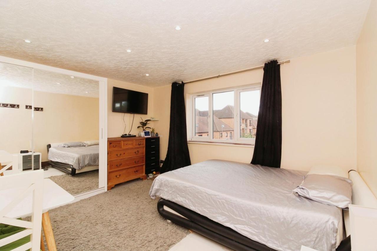 B&B London - ExCel London - University of East London - O2 Arena - Bed and Breakfast London