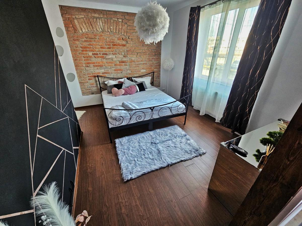 B&B Cluj-Napoca - Central Station Apartment - Bed and Breakfast Cluj-Napoca