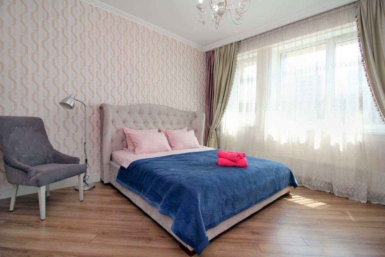 Almaty Skyline Apartment near MEGA Mall - B&B Almaty