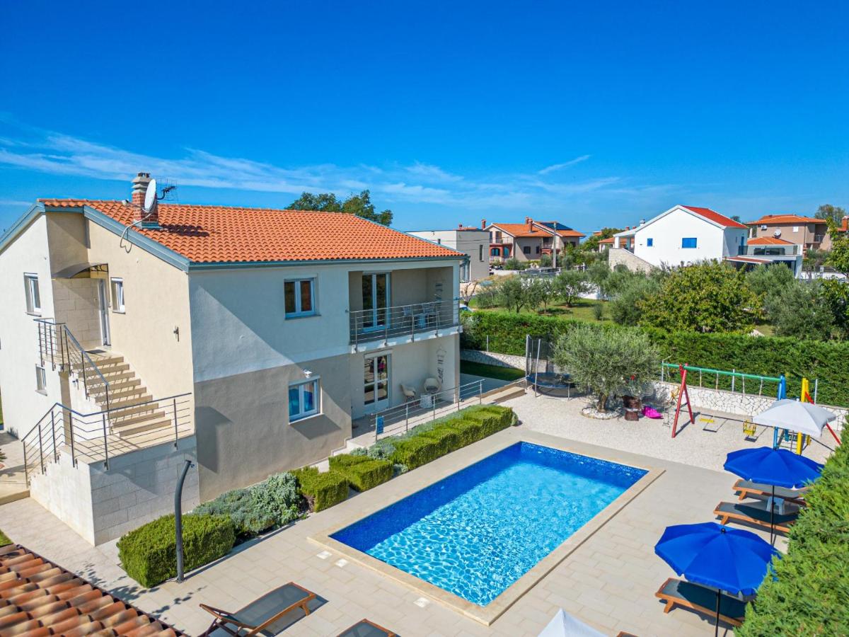 4 bedroom villa Renata near Porec - B&B