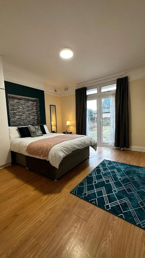 B&B London - Willesden Guest Room 130 - Bed and Breakfast London