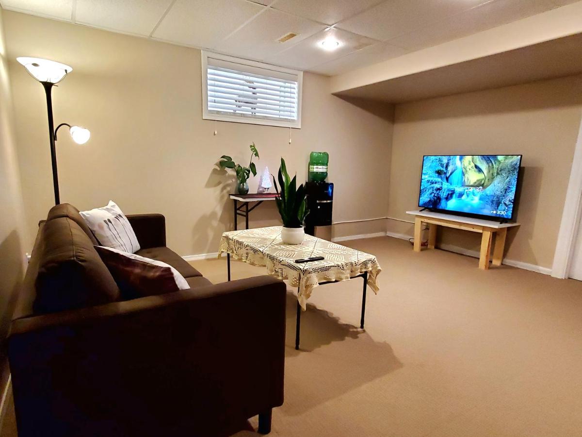 Queen Room with Shared Bathroom