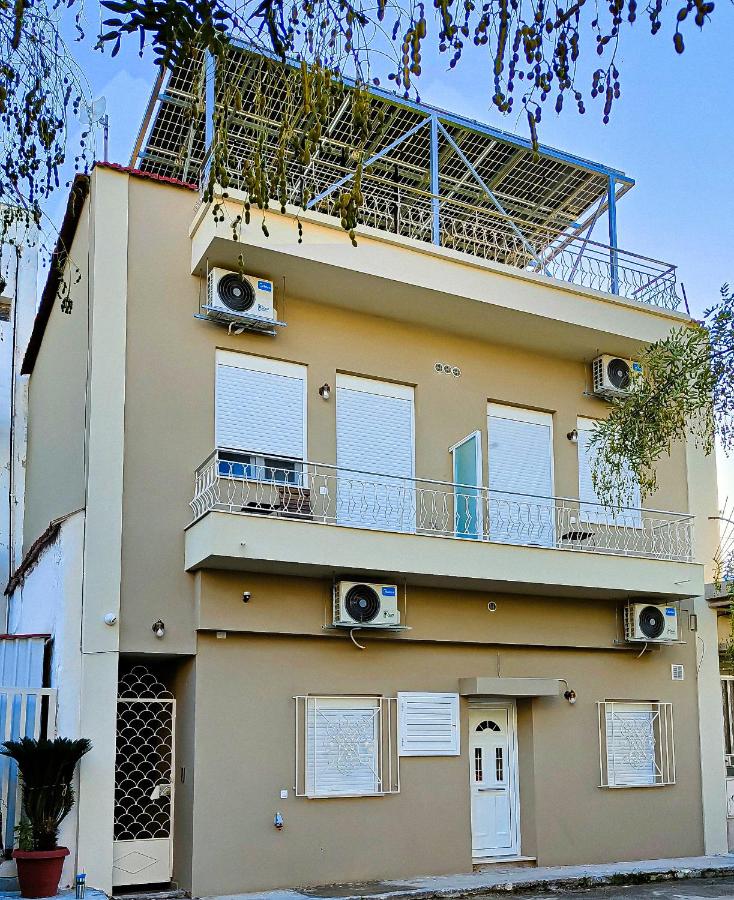 Μοναδικό Διαμέριμα "Η Θάλασσα" με Roof Garden - Chambres d’hôtes