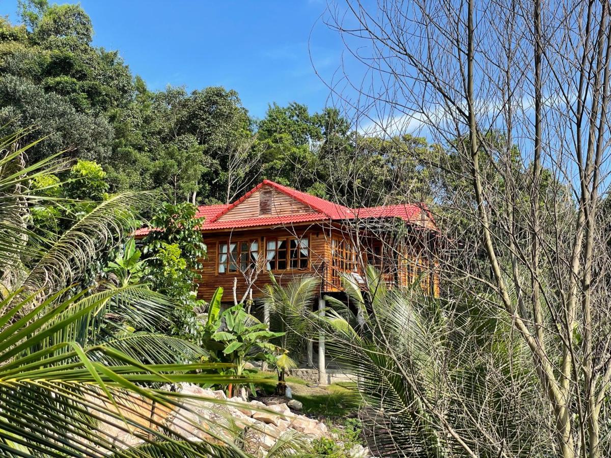 Ong Vinh House - Living Among Nature ! - Chambres d’hôtes Phu Quoc