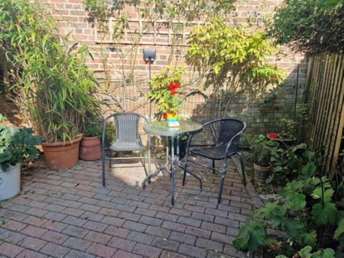 Jackdaw Cottage-Beautiful Cottage, Town Centre - Ferienwohnung Wimborne Minster