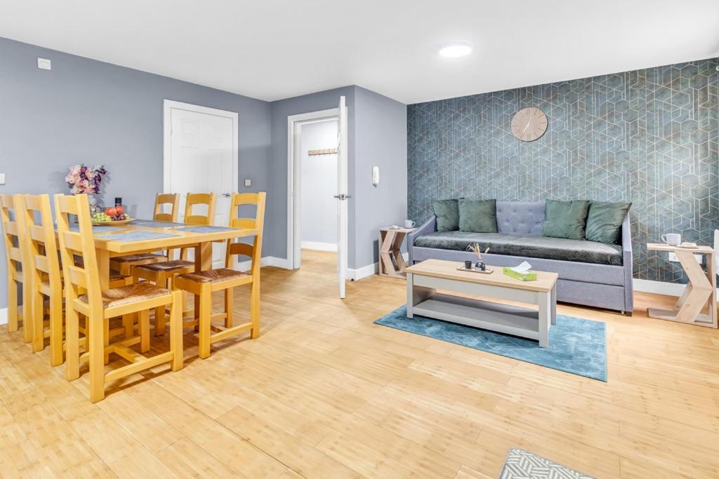 CADeS West Bromwich - Ferienwohnung West Bromwich