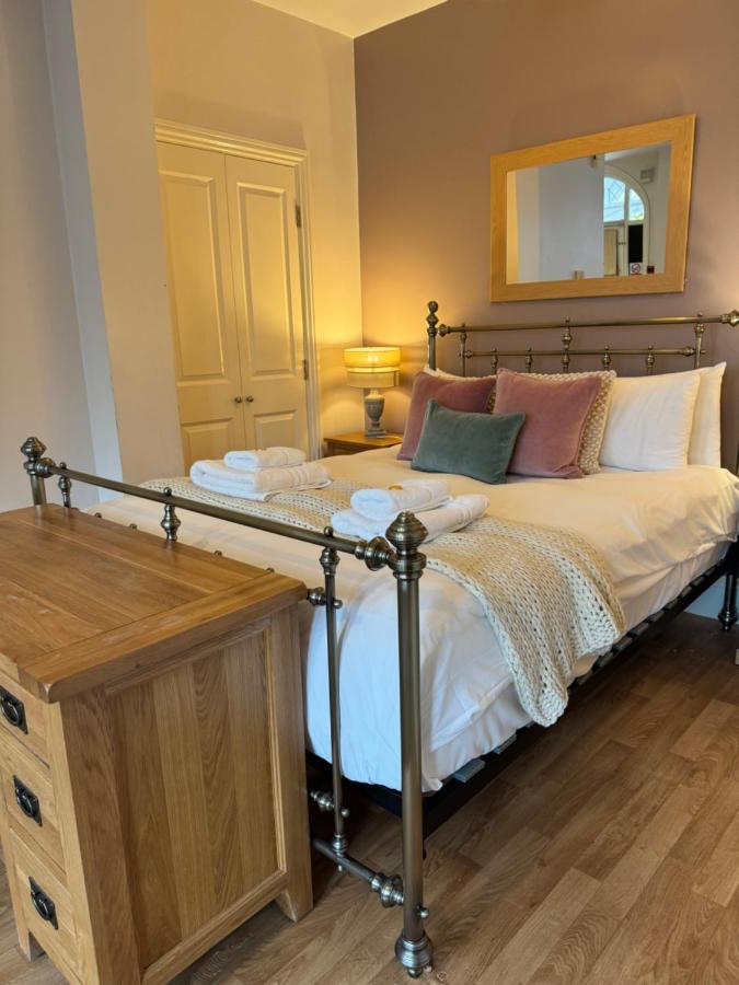 B&B Birmingham - The Emerald Suite, Birmingham - Bed and Breakfast Birmingham