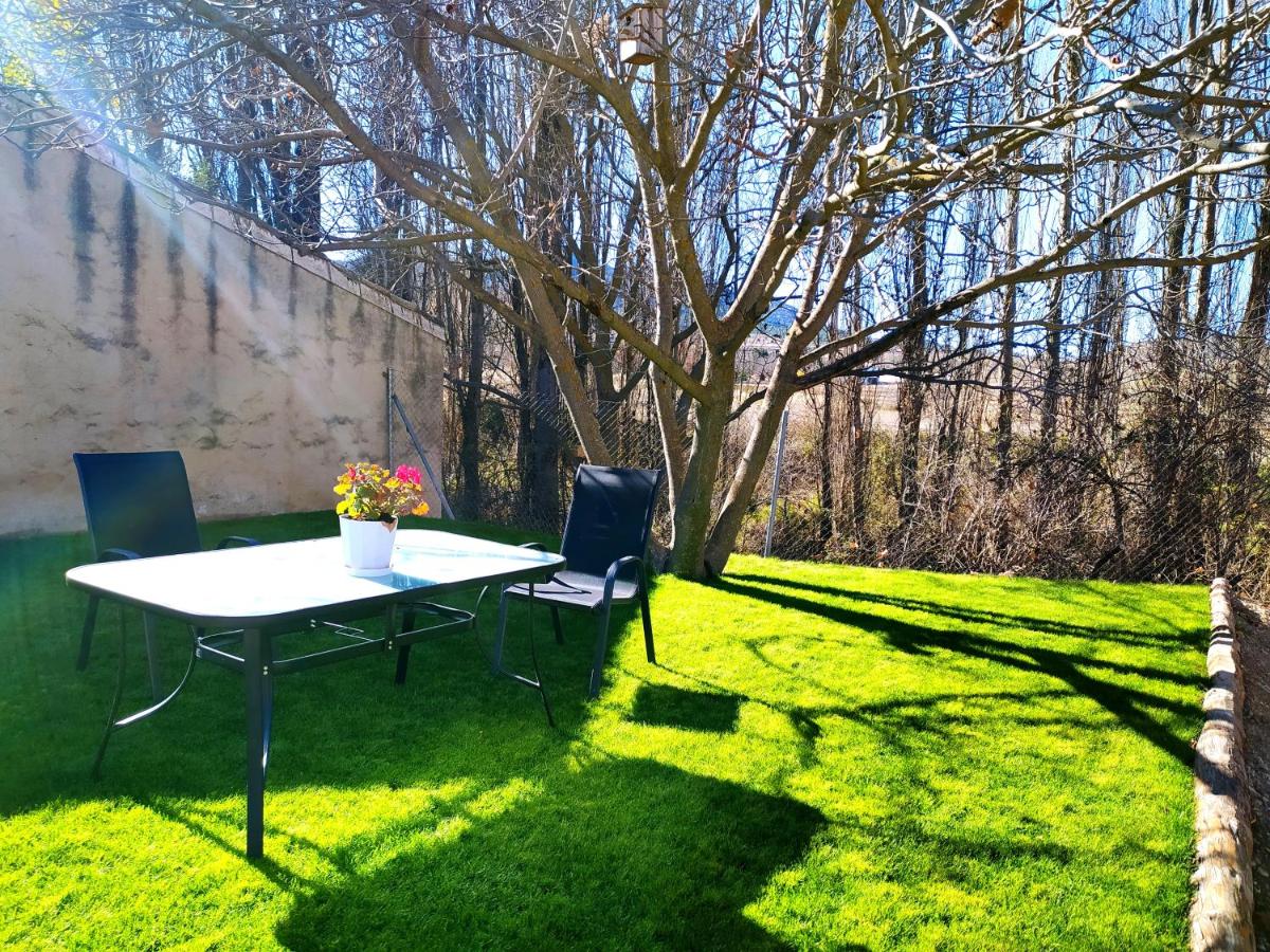 Casas de Aledo Precioso apartamento con hermosas vistas y jardin - Chambres d'hôtes La Risca
