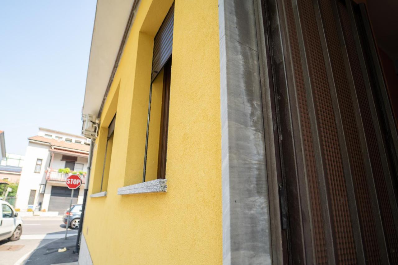 ALBA APARTMENT near MILAN - Chambres d’hôtes