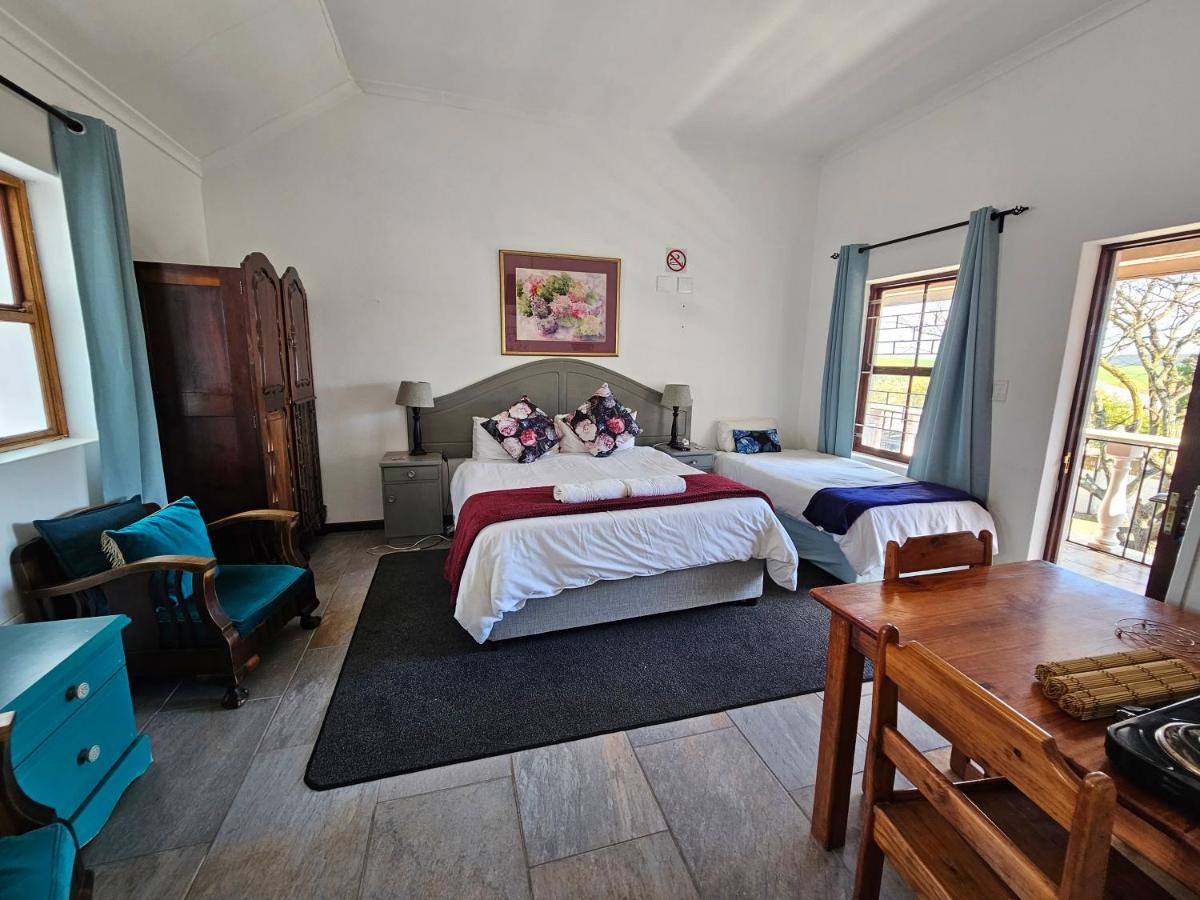 Comfort Queen Room