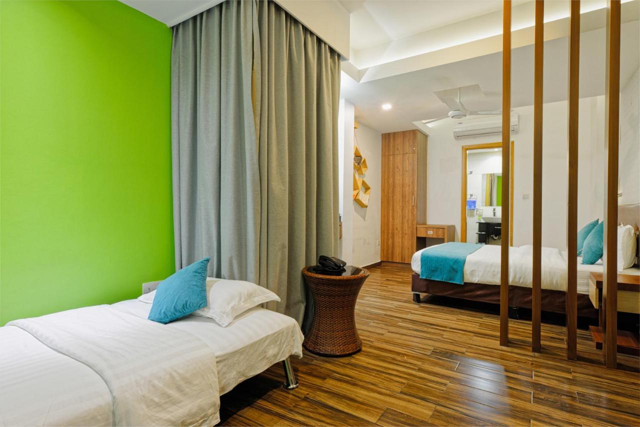 Deluxe Suite (Free Return Airport Transfer and 10% off on Food & Beverage)
