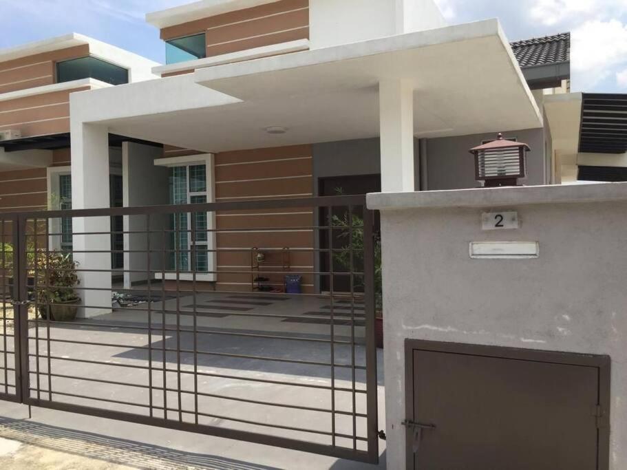 Haus mit 4 Schlafzimmern