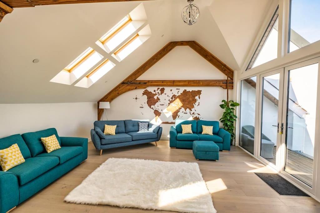 Neptune - B&B Saundersfoot