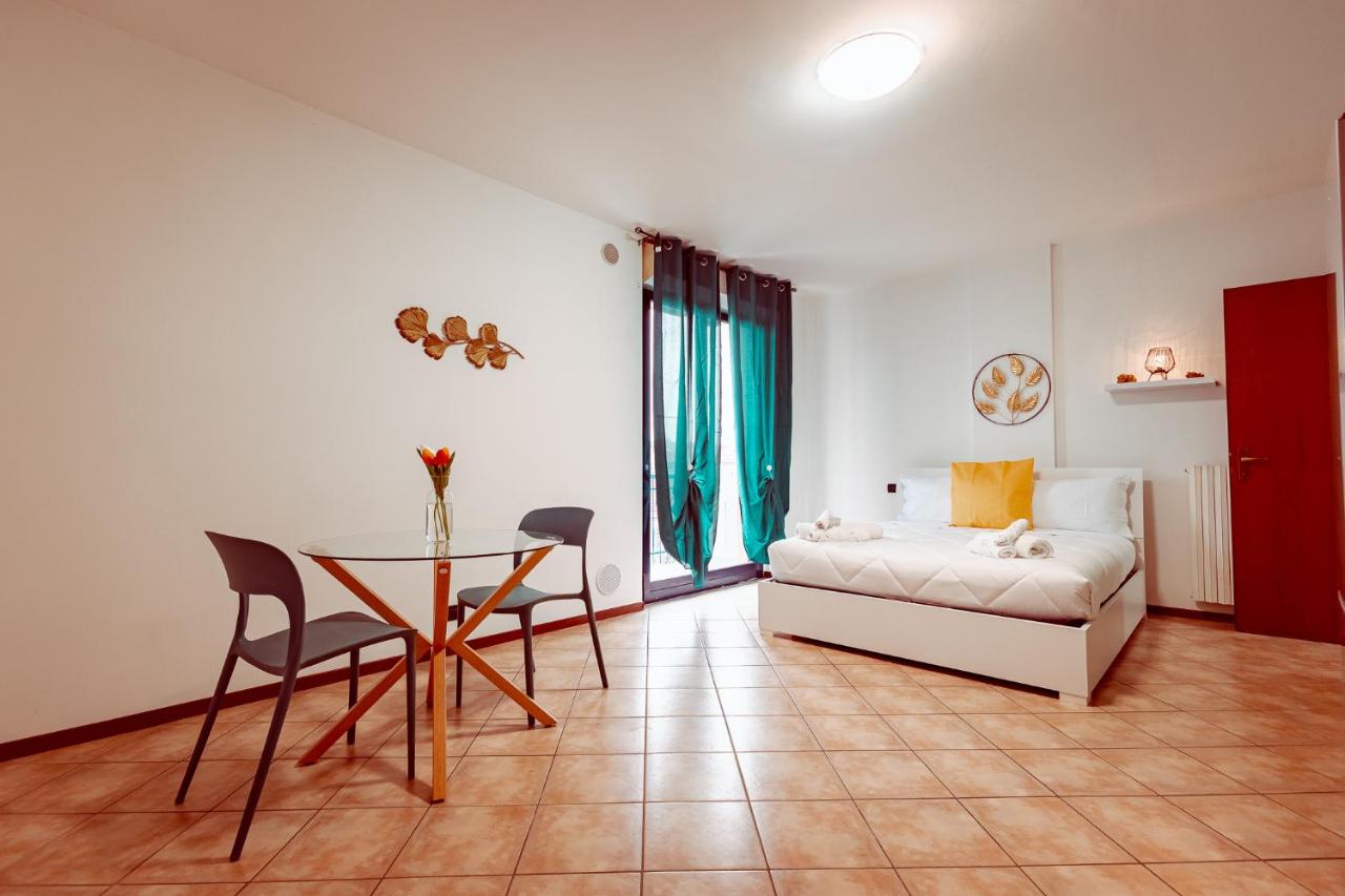 Adriano Apartment - B&B Torino