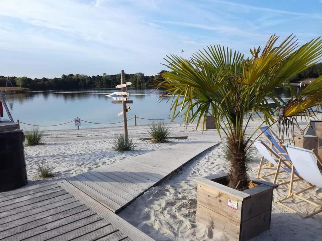 NEU! Ferienhaus Sonnenschein am Badesee - B&B Aurich